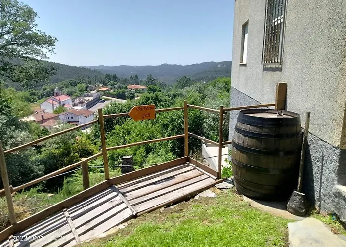 Cantinho Do Prestimo 度假居